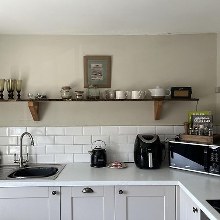 Bridport Town Centre Flat Leilighet Eksteriør bilde