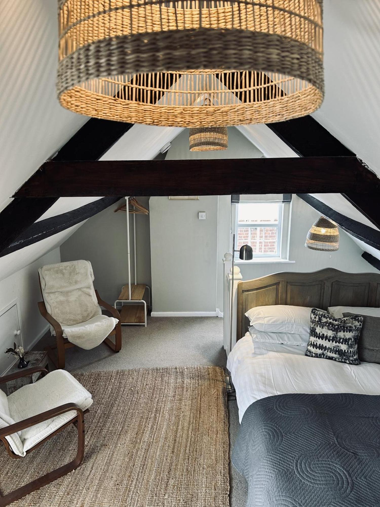 Bridport Town Centre Flat Leilighet Eksteriør bilde